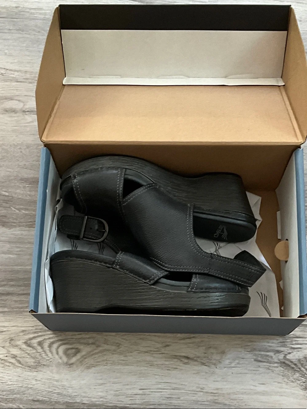 Dansko stylish black